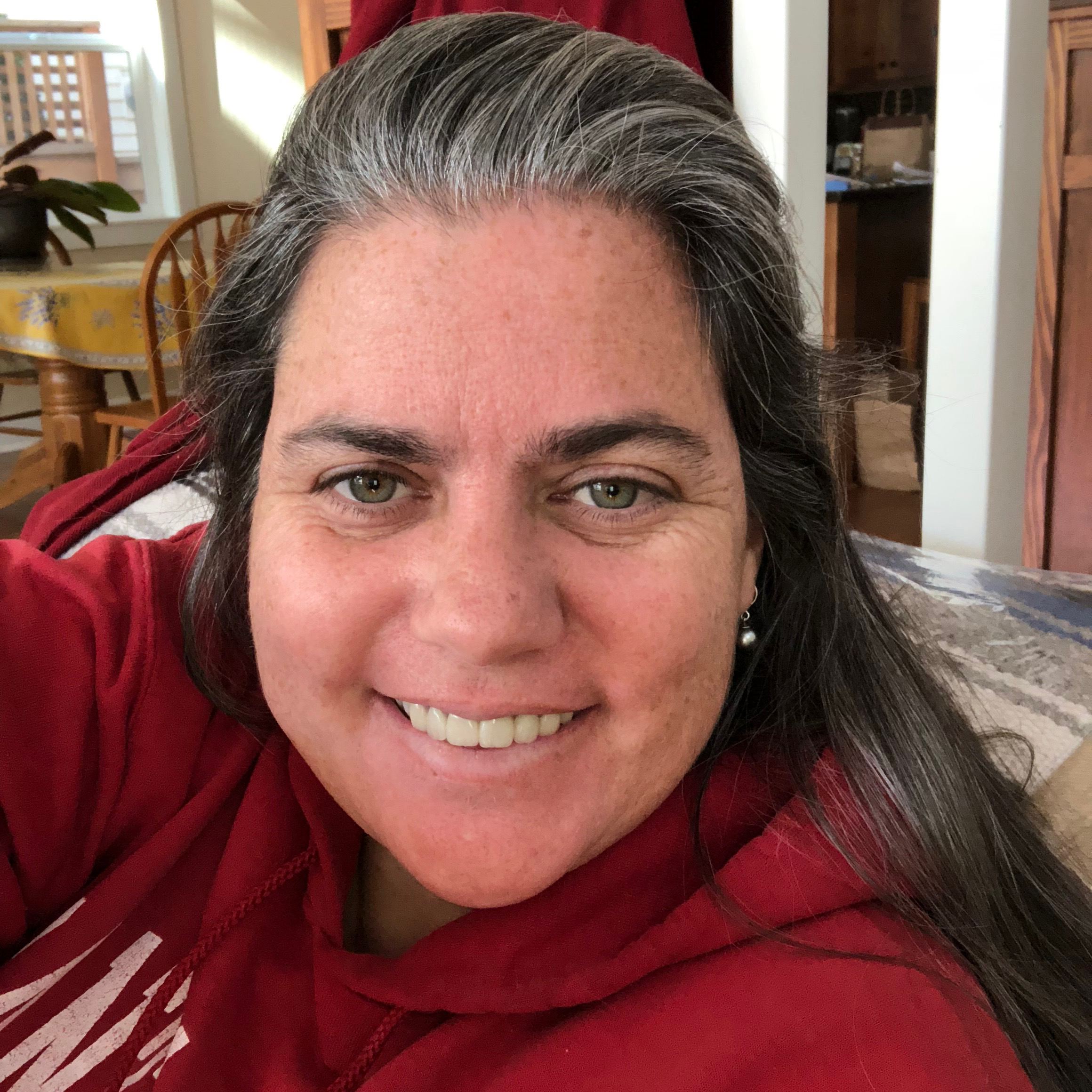 Headshot of Kelly Gibbons