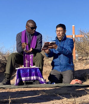 Catholic search party finds migrant remains in desert